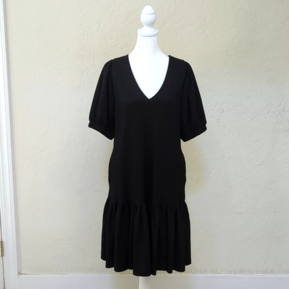 Code x Mode Black Textured Puff Sleeved V Neck Tie Back Peplum Midi Dress Small